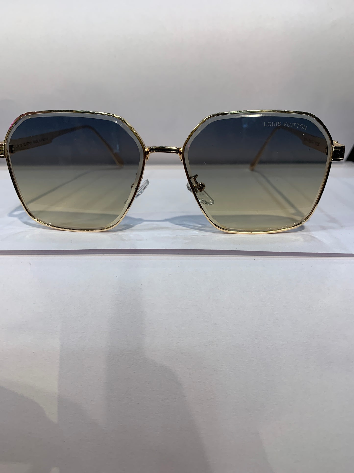 UOL Golden Frame Grey Trancy  Shade Unisex Sunglasses 28741 59 14 140 C6