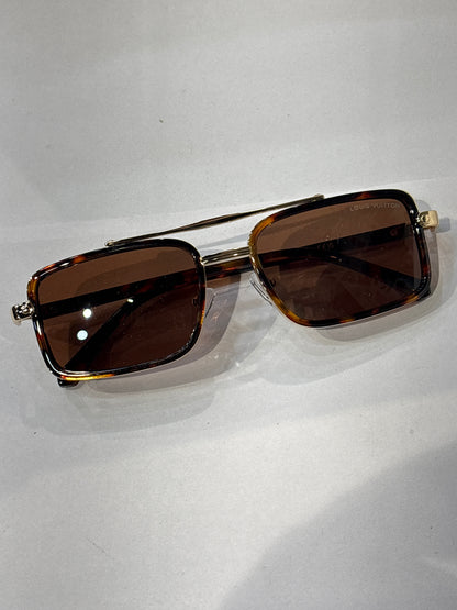 Uol Gold Leopard Frame Brown Shade unisex Sunglass ZS983355018-145