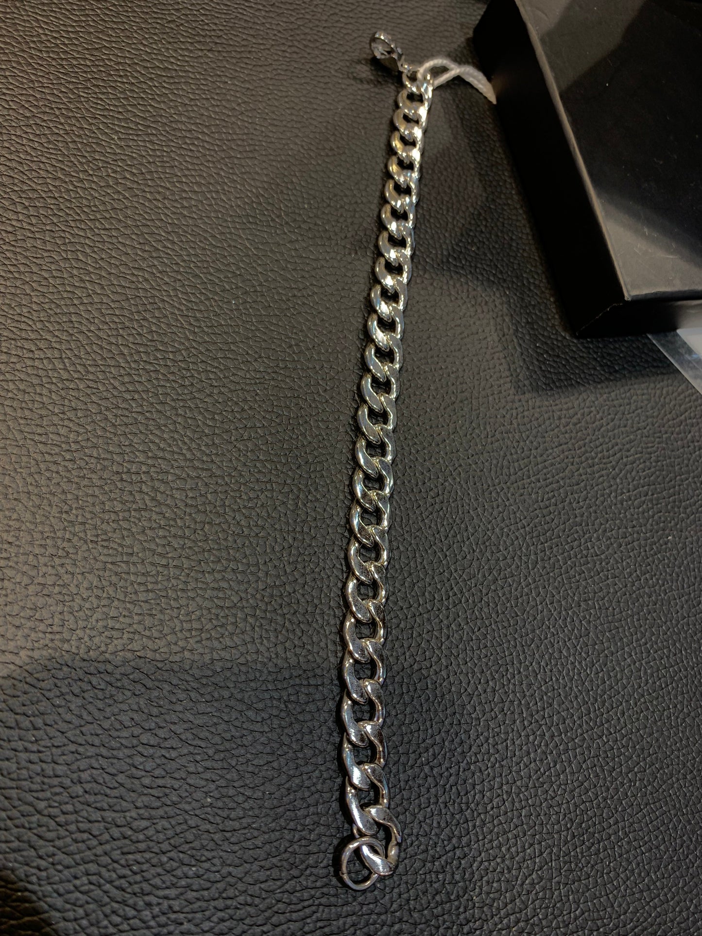 Silver Colour Unisex Chain Bracelet 987037