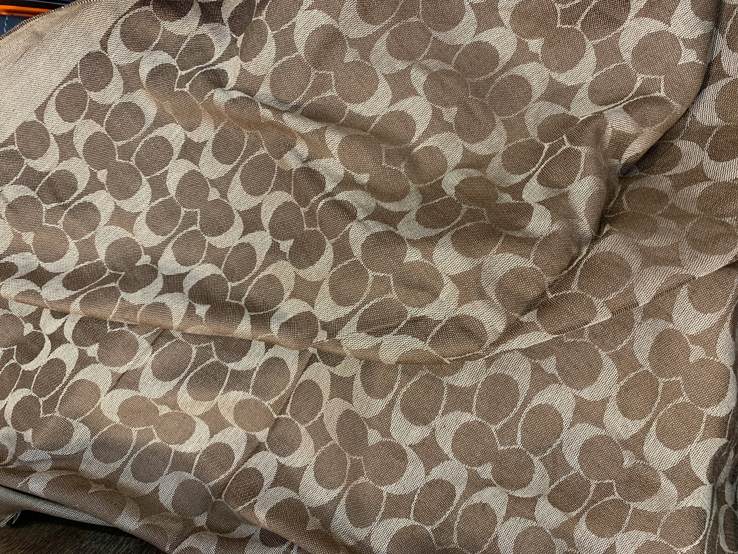 AOC stall Beige Cream printed 989690