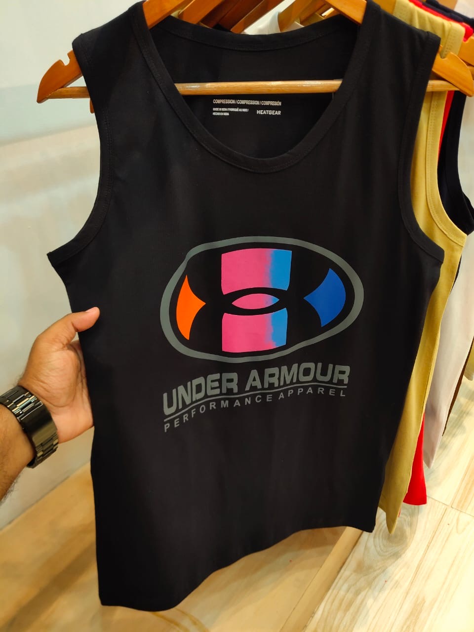 UND Multiple Colour And Print Premium Quality Sando 2665