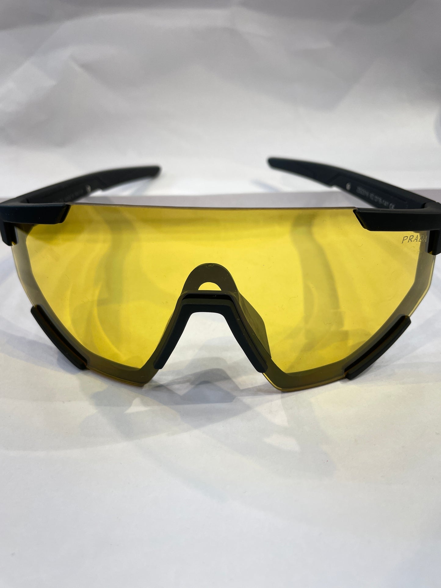ARP Black Frame Yellow Shade Unisex Sunglass zs2316 62 18 141