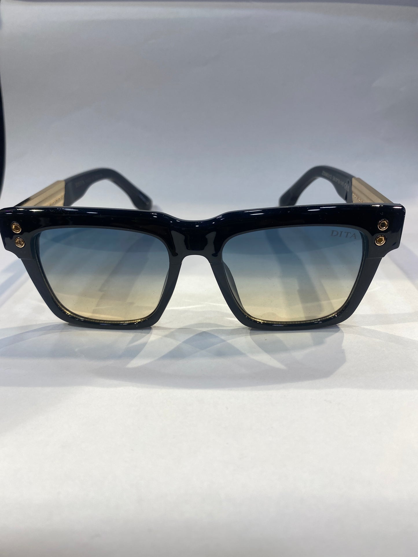 TID Black Frame Green Shade Unisex Sunglasses 98312 56 18 145