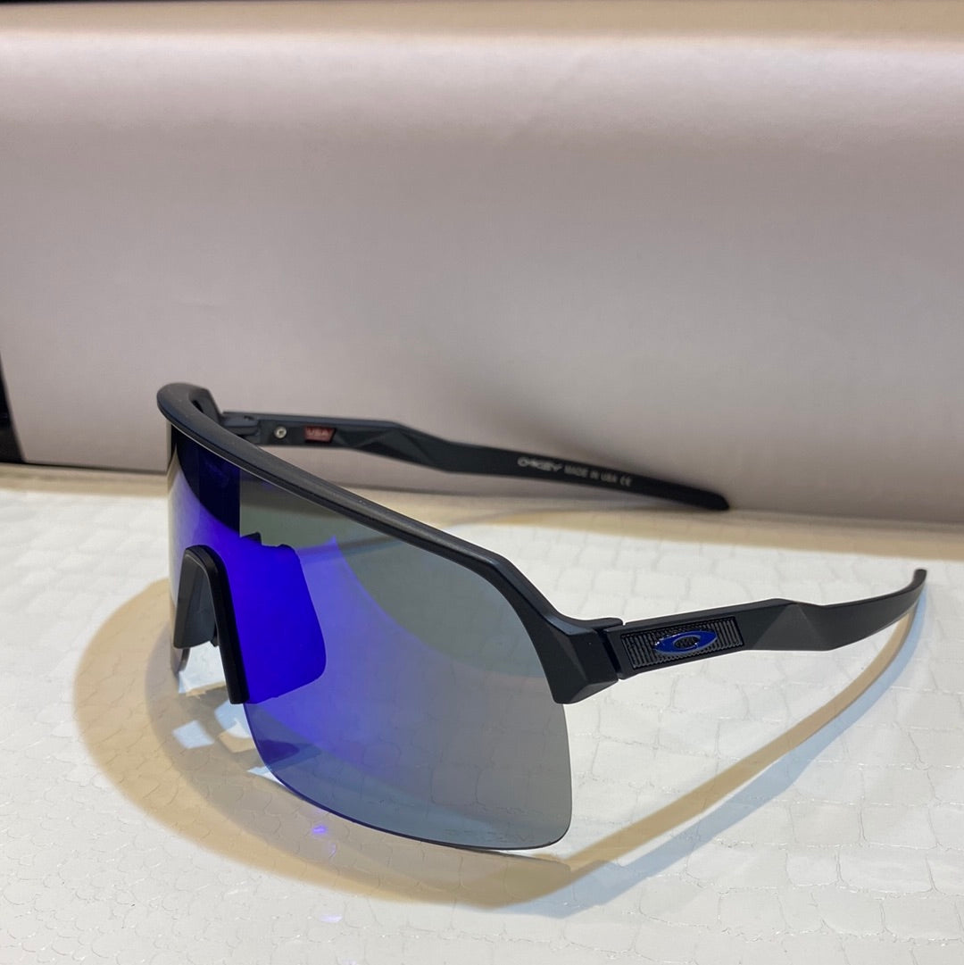 Eko Black Frame Blue Shade Unisex Sports Sunglasses 009463 60 18-140