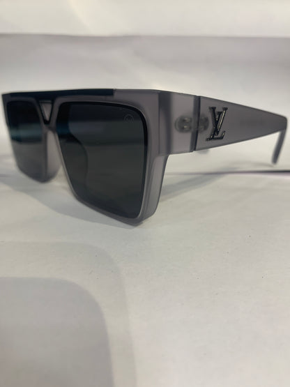 UOL Smoke Grey Frame Black Shade Unisex Sunglasses 1984 52 18 145