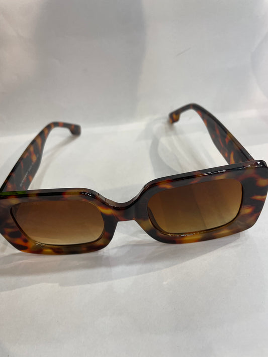 RUB Leopard Frame Brown Shade Unisex Branded Sunglass 6011 51 23 145