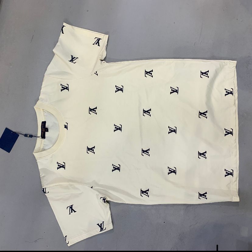 UOL LOU Cream Colour With VL Logo Print Men’s T Shirt 990725