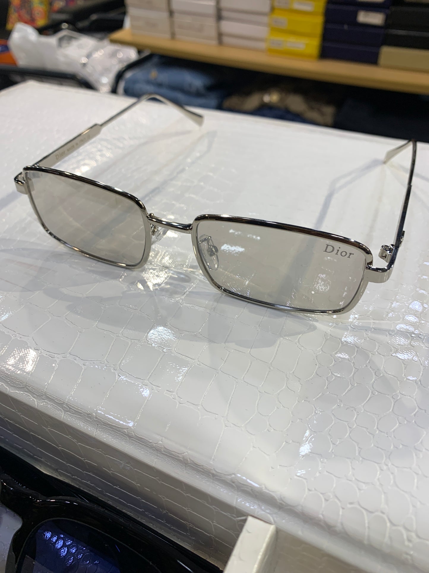 Oid Silver Frame Trancy Greyish Shade Unisex Sunglass DY131 56 16 144
