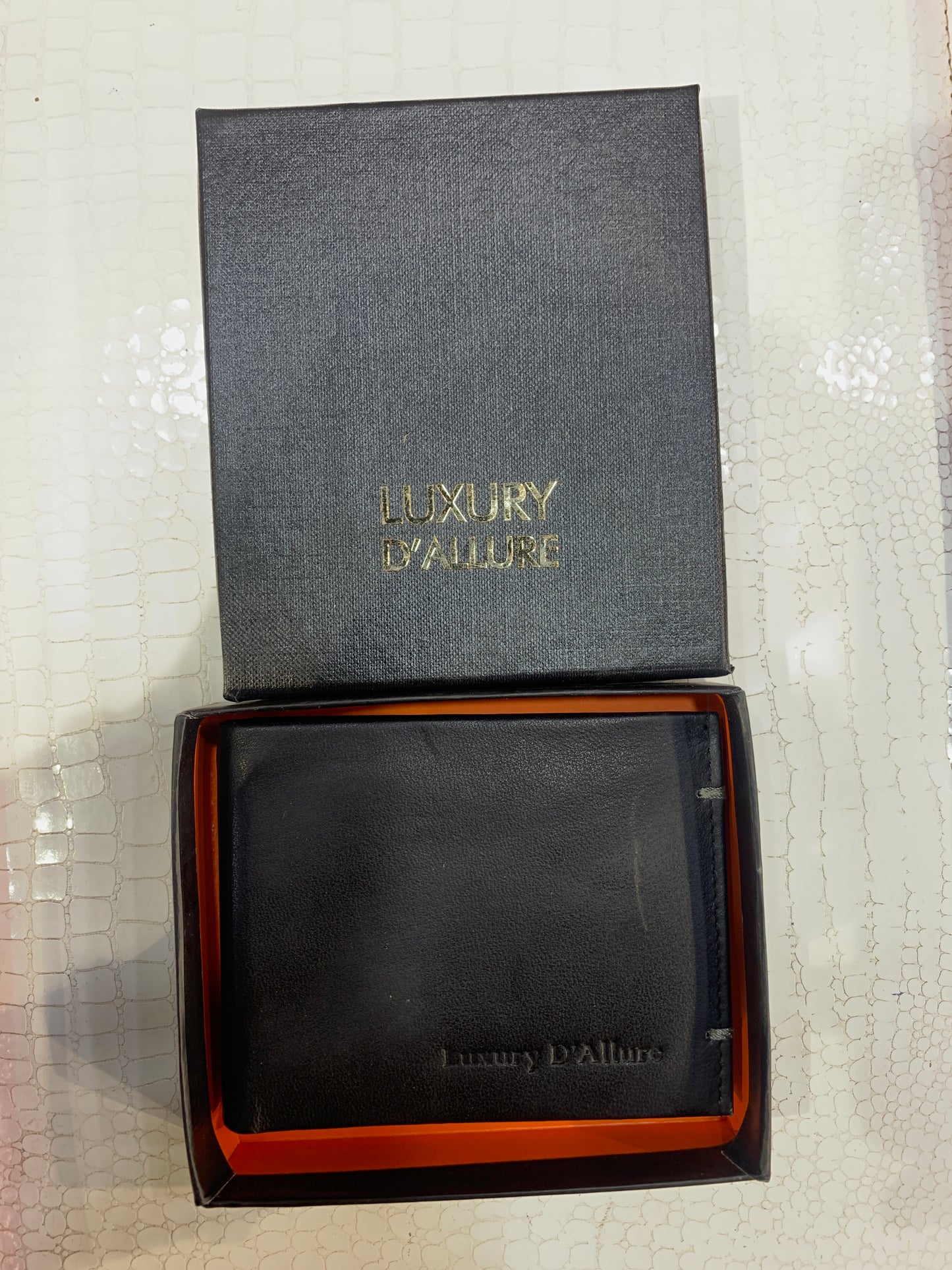 LDA Black Colour Genuine Leather Men’s Wallet GW-024