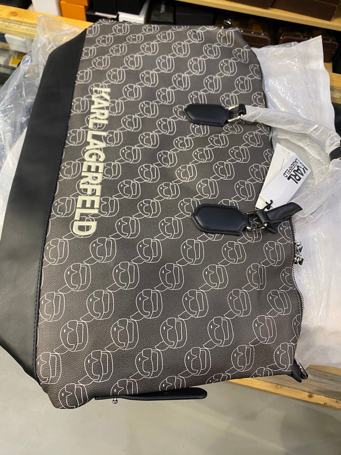 RAK Black Colour Big Size Imported Premium Quality Duffle Bag 989680