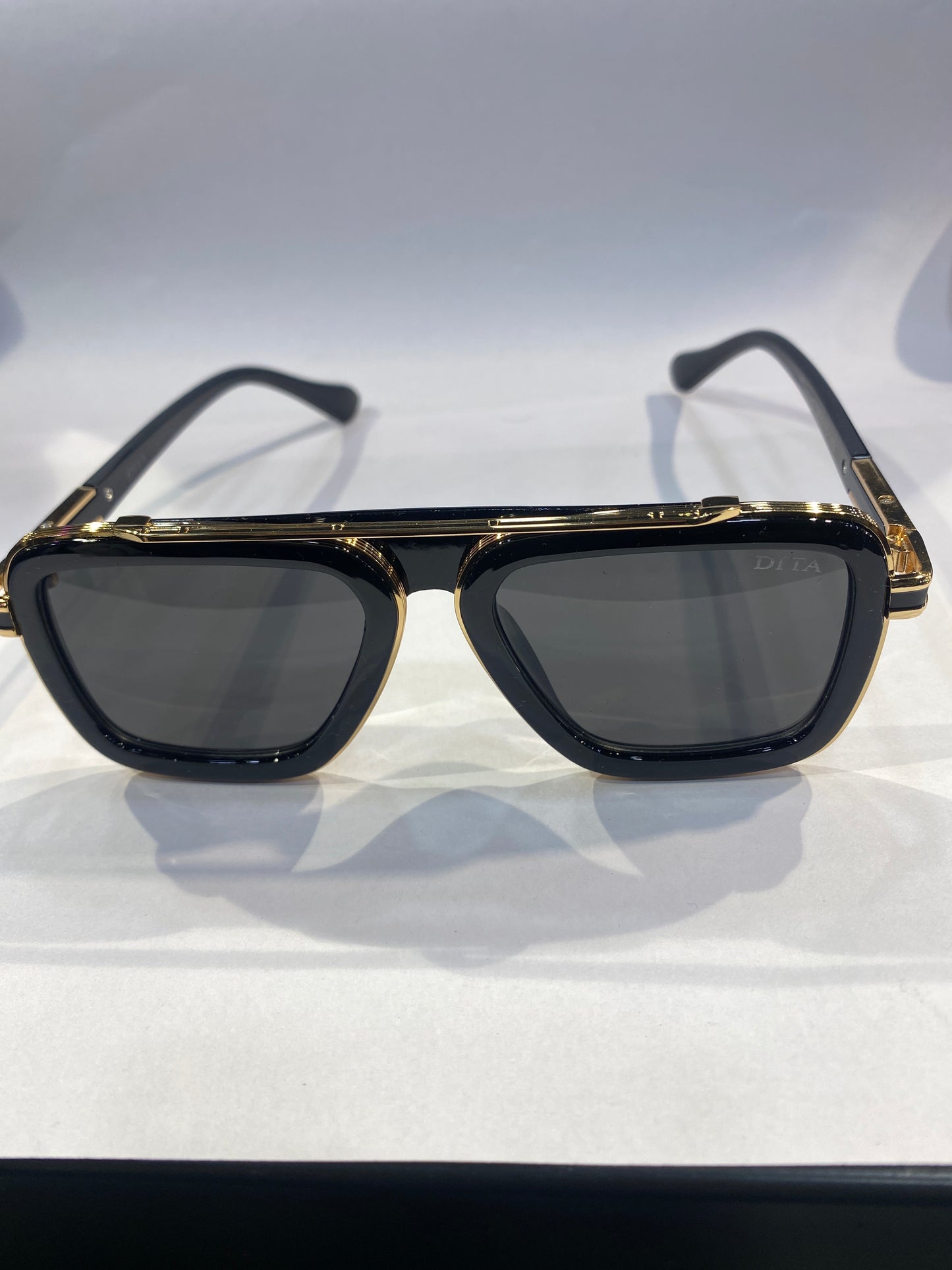 TID Golden Black Frame Black Shade Sunglass ZS98082 56 18 142