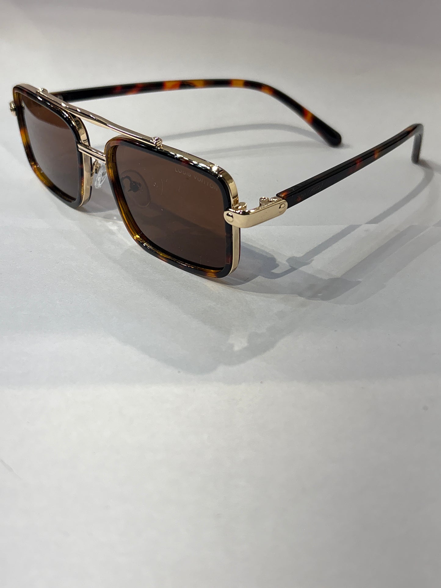 Uol Gold Leopard Frame Brown Shade unisex Sunglass ZS983355018-145