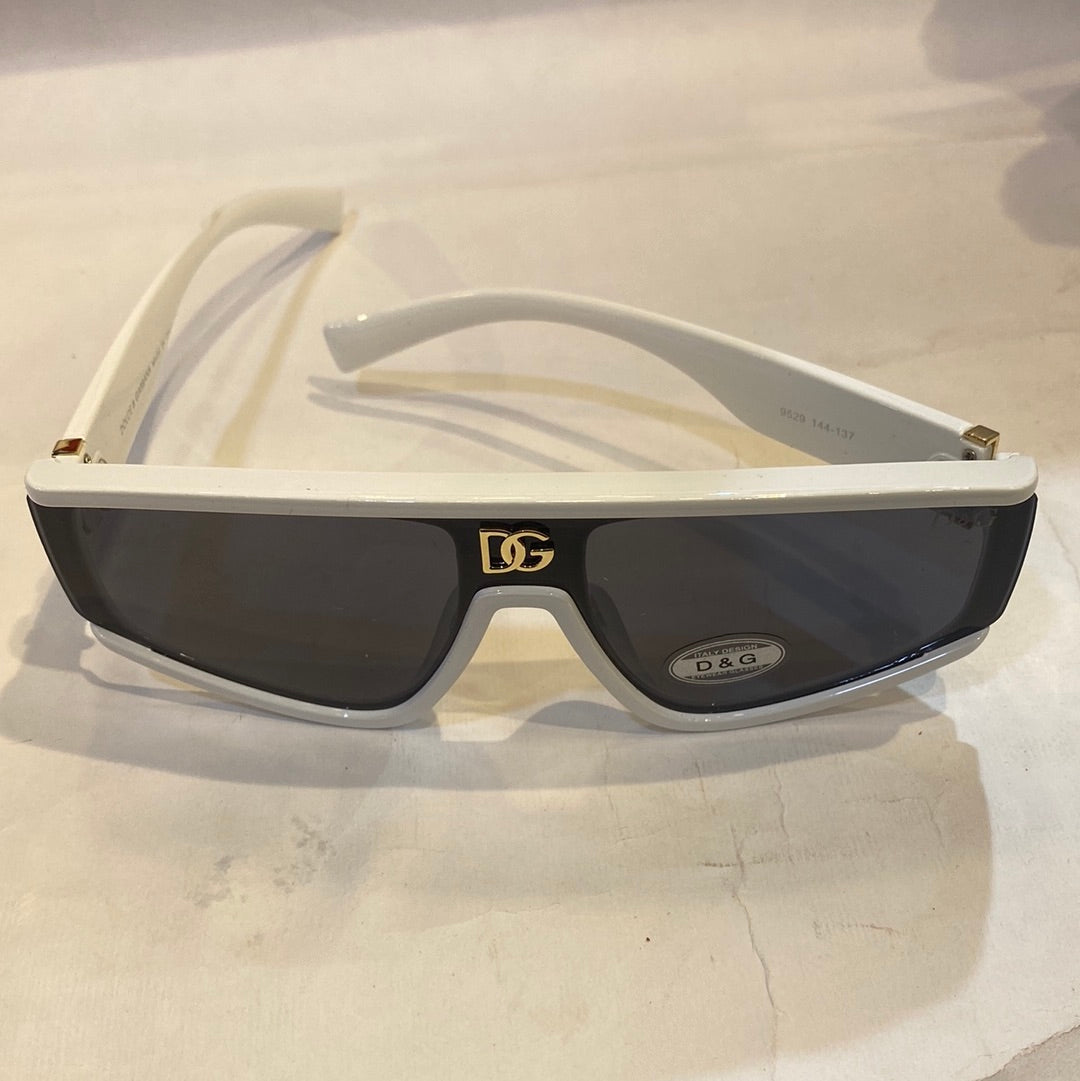 LOD White Frame Black Shade sunglass 9529 144-137 – Luxury D'Allure
