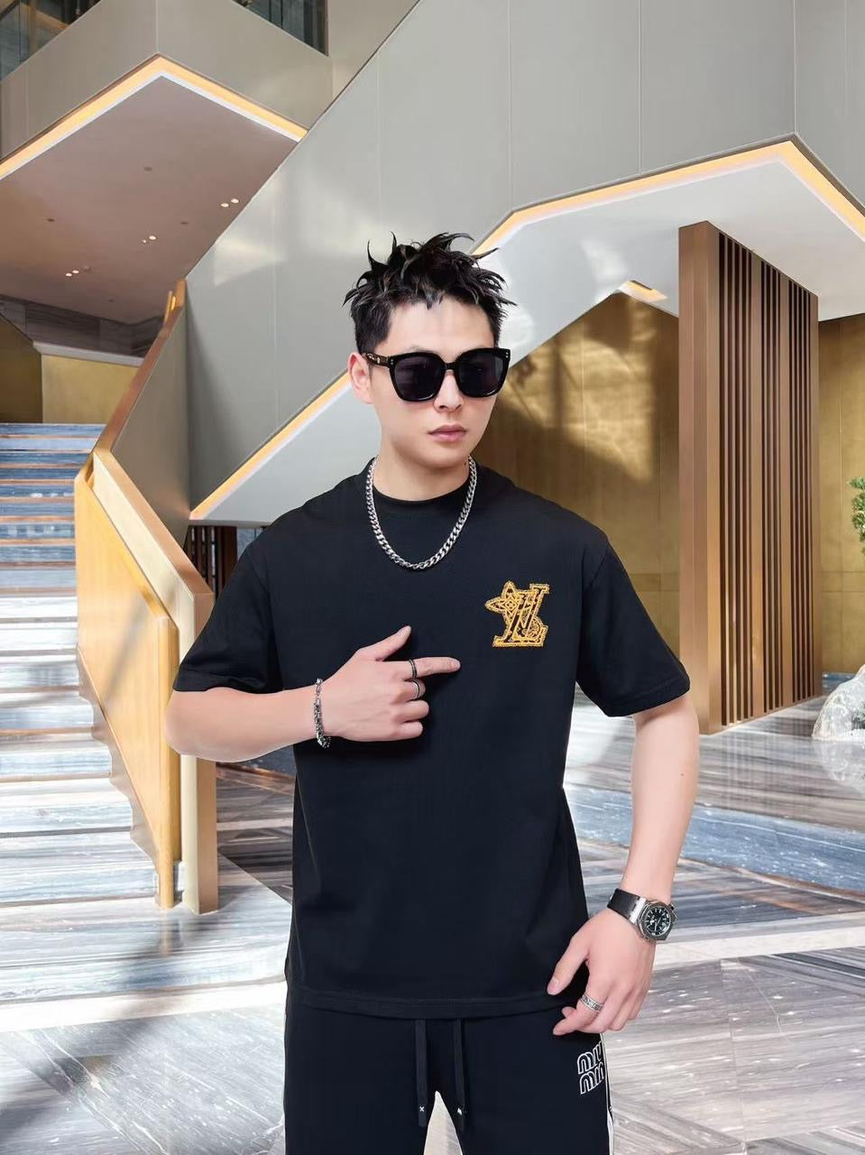 Uol Black Tshirt Yellow Print Regular Fit Stone Back Print 25085