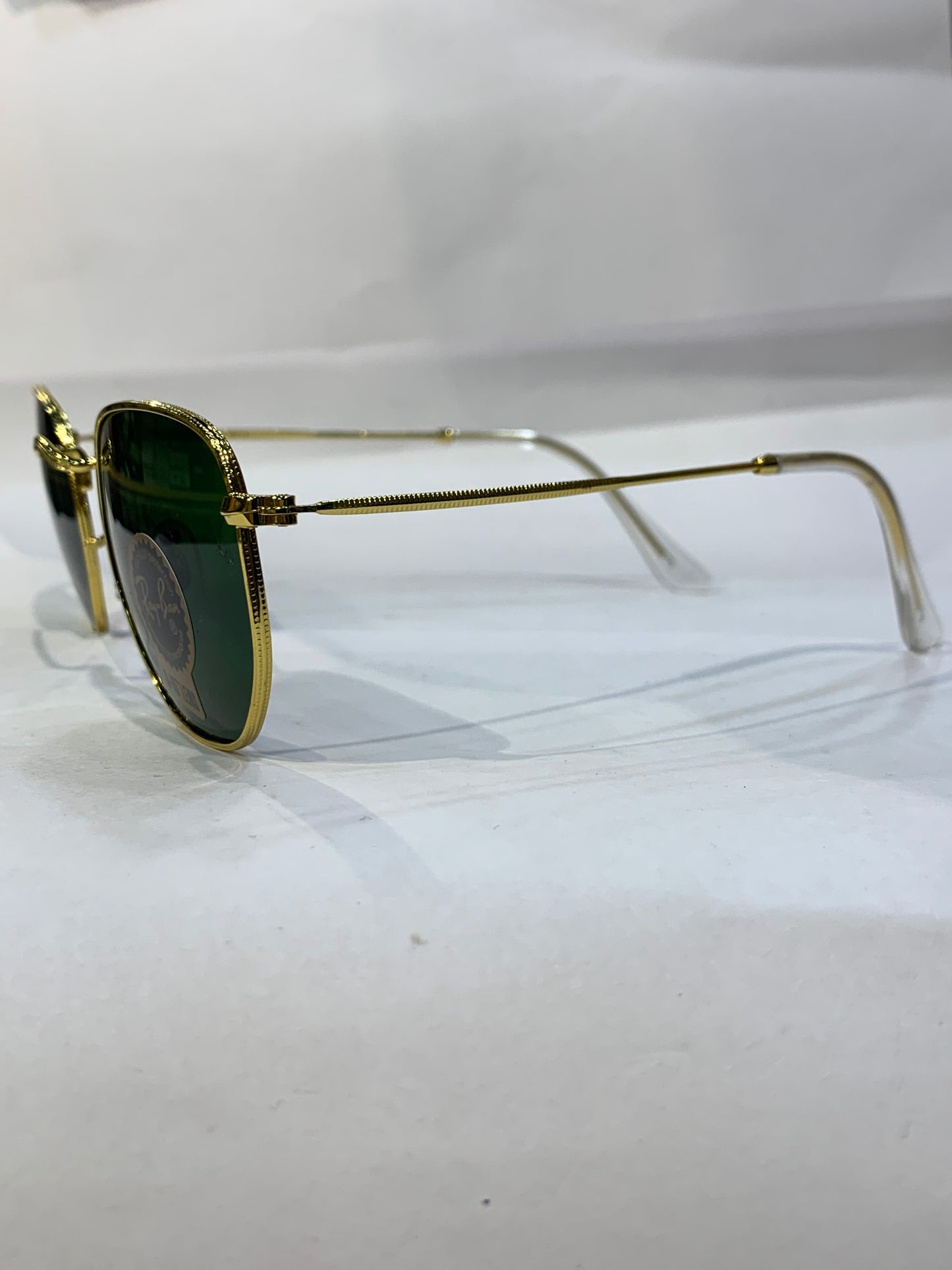YAR Golden Frame Green Shade Unisex Sunglass RB3548 62 16 125