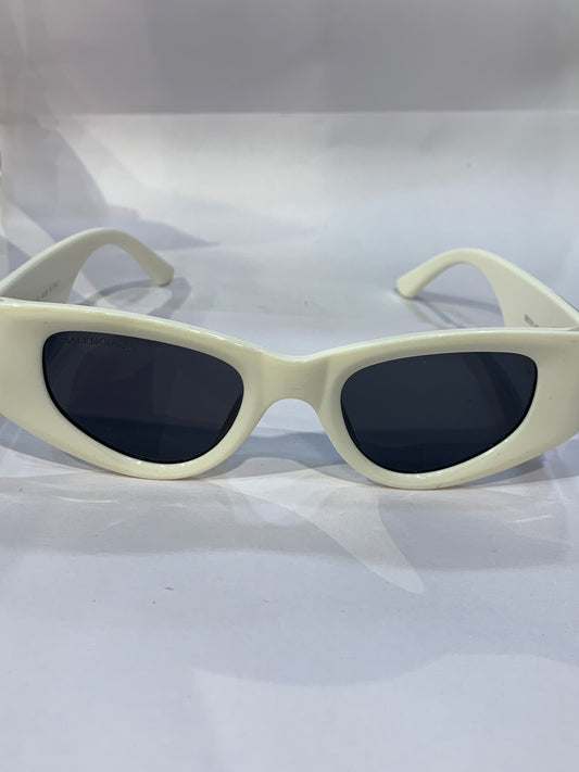 LAB Cream Frame black Shade Unisex Sunglasses BB2310 47 12 145