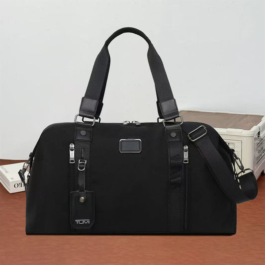 MUT TUM Black Colour Imported Premium Quality Duffle Bag T95883