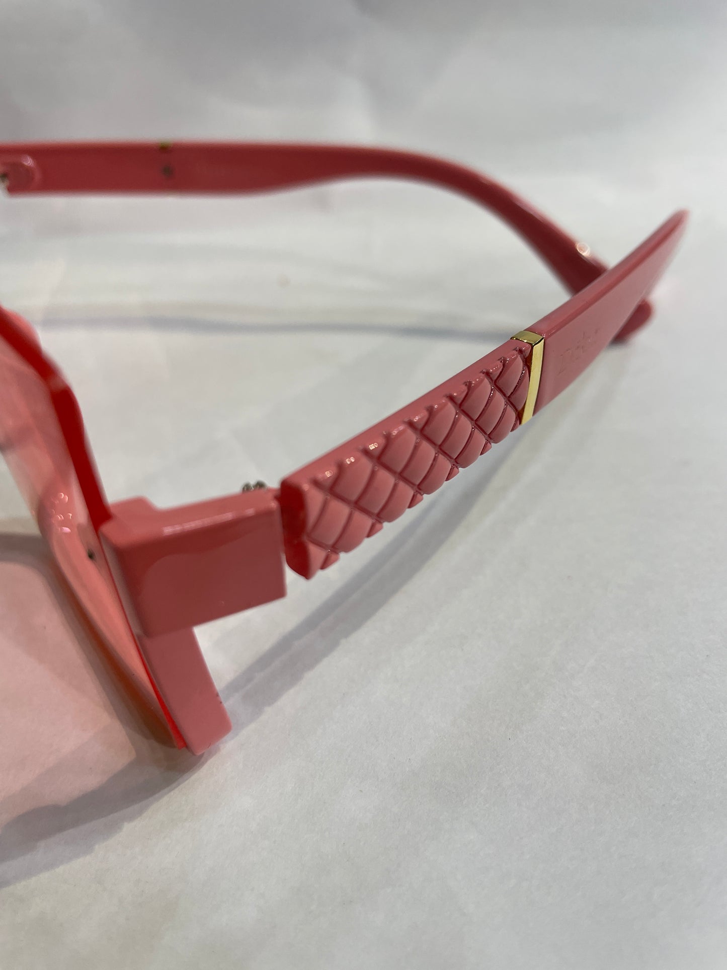 OID Pink  Frame Pink Shade Unisex Sunglasses 8872 59 16 138