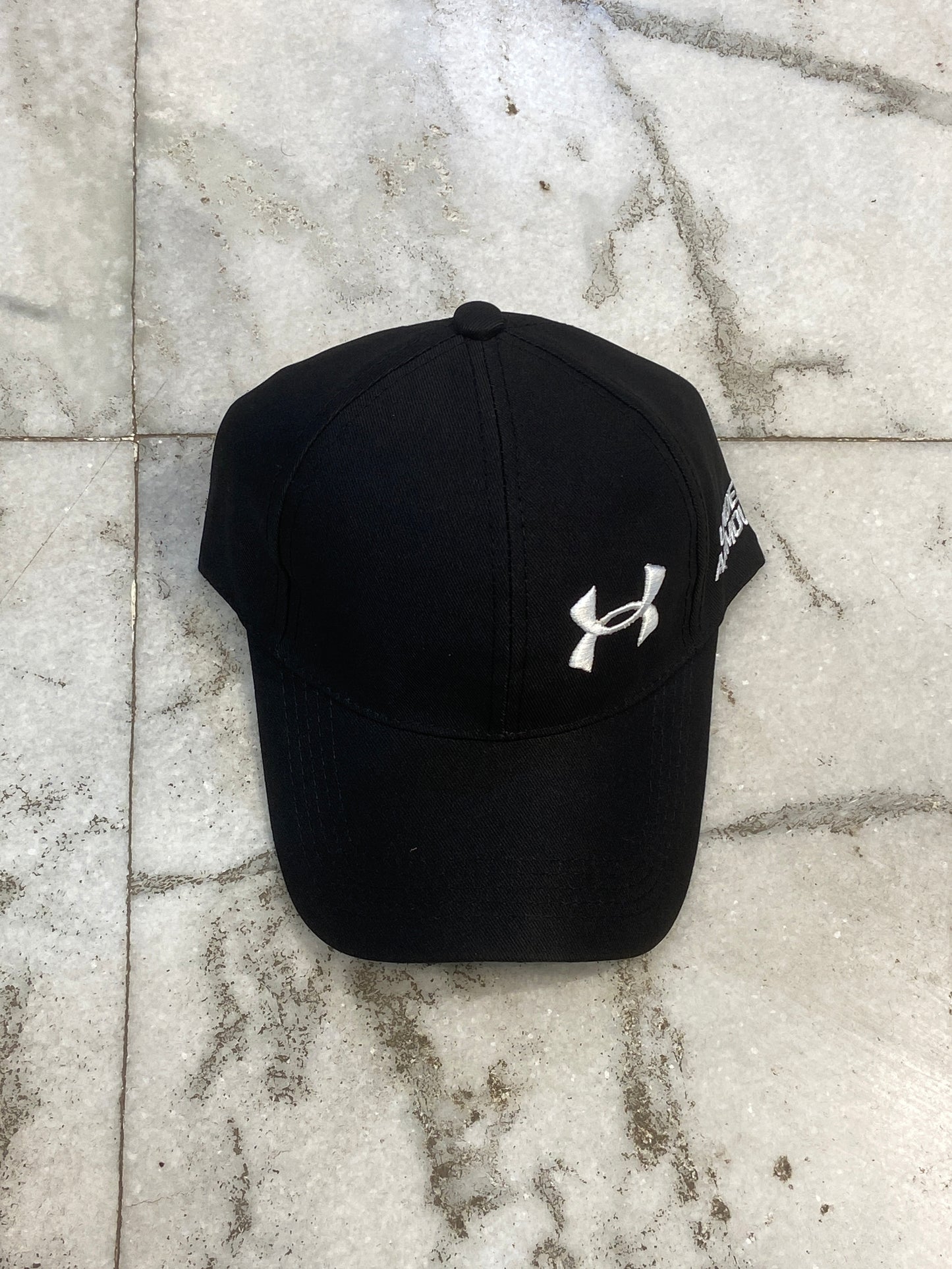 UND Black Cap Colour Side UND Logo White embroidery 2916
