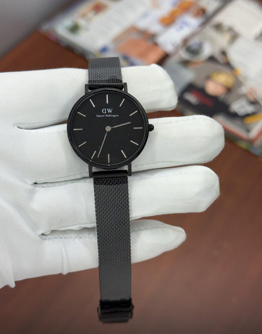 Wd Black Chain Black Dail Slim Formal Casual Watch Ladies Chain Watch 400159