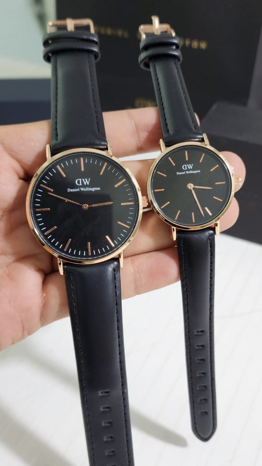 Wd Black Strap Black Dial Copper Ring Ladies Watch 901402