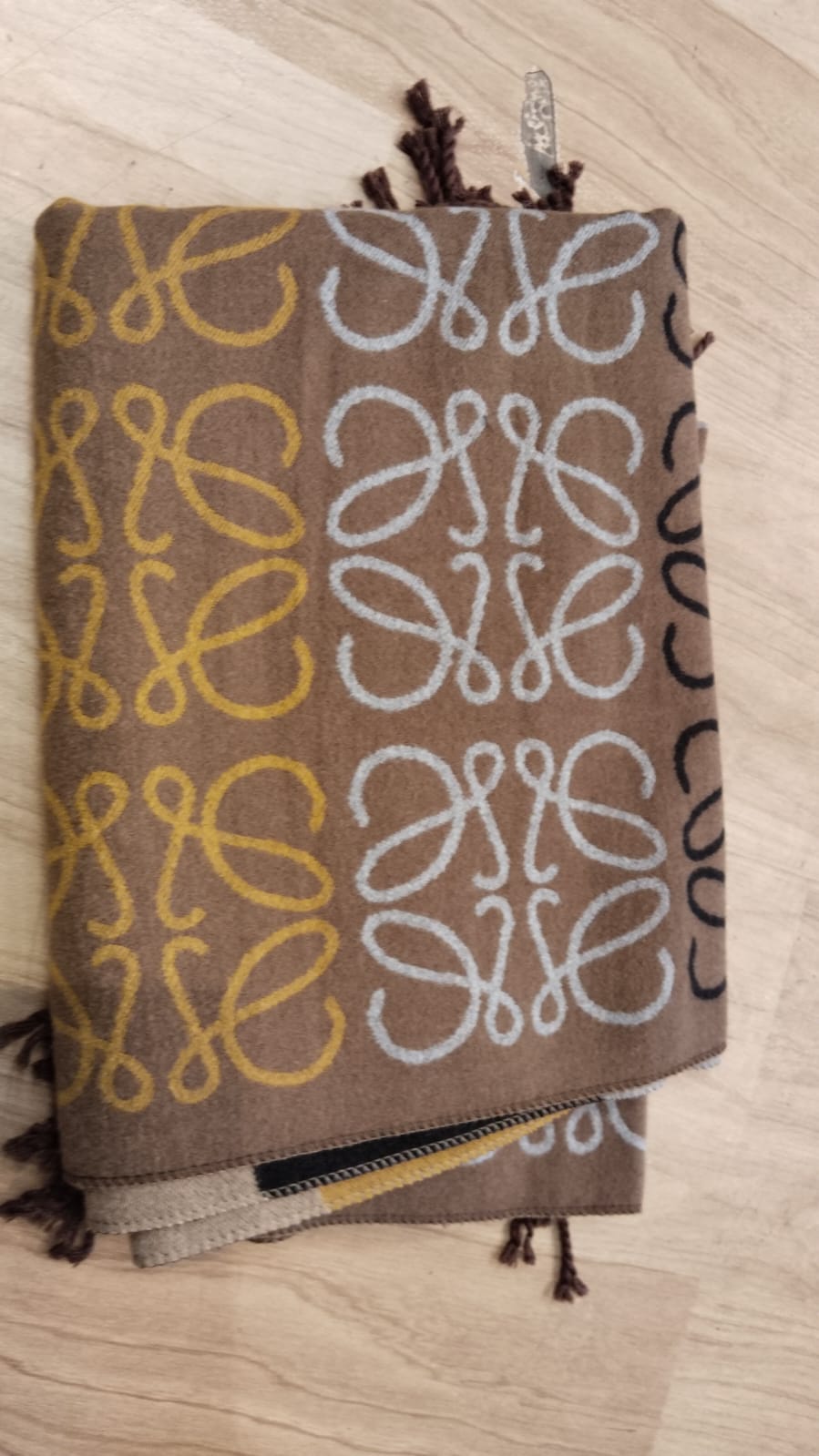 Wol Low Brown Colour With Black Yellow Grey Print Winter Muffler 0294