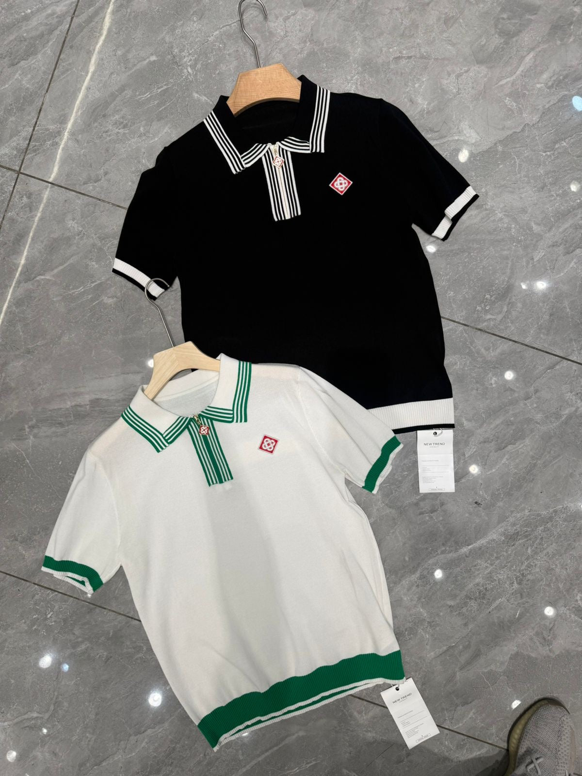 Sac Cas Black Colour White Strip Half Zip Coller Knitted Tshirt 6213