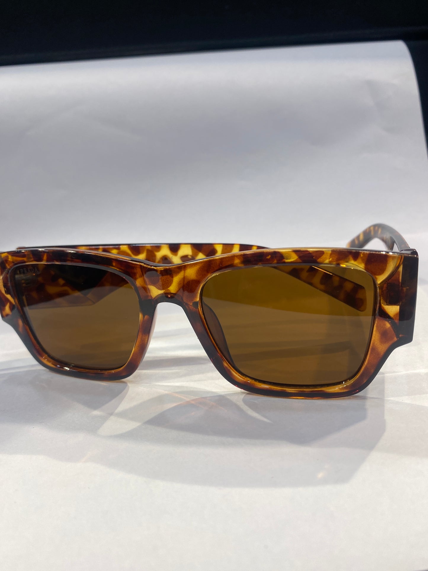 ARP Leopard Frame Brown Shade Premium Quality Unisex Sunglass 6092 53 21 145