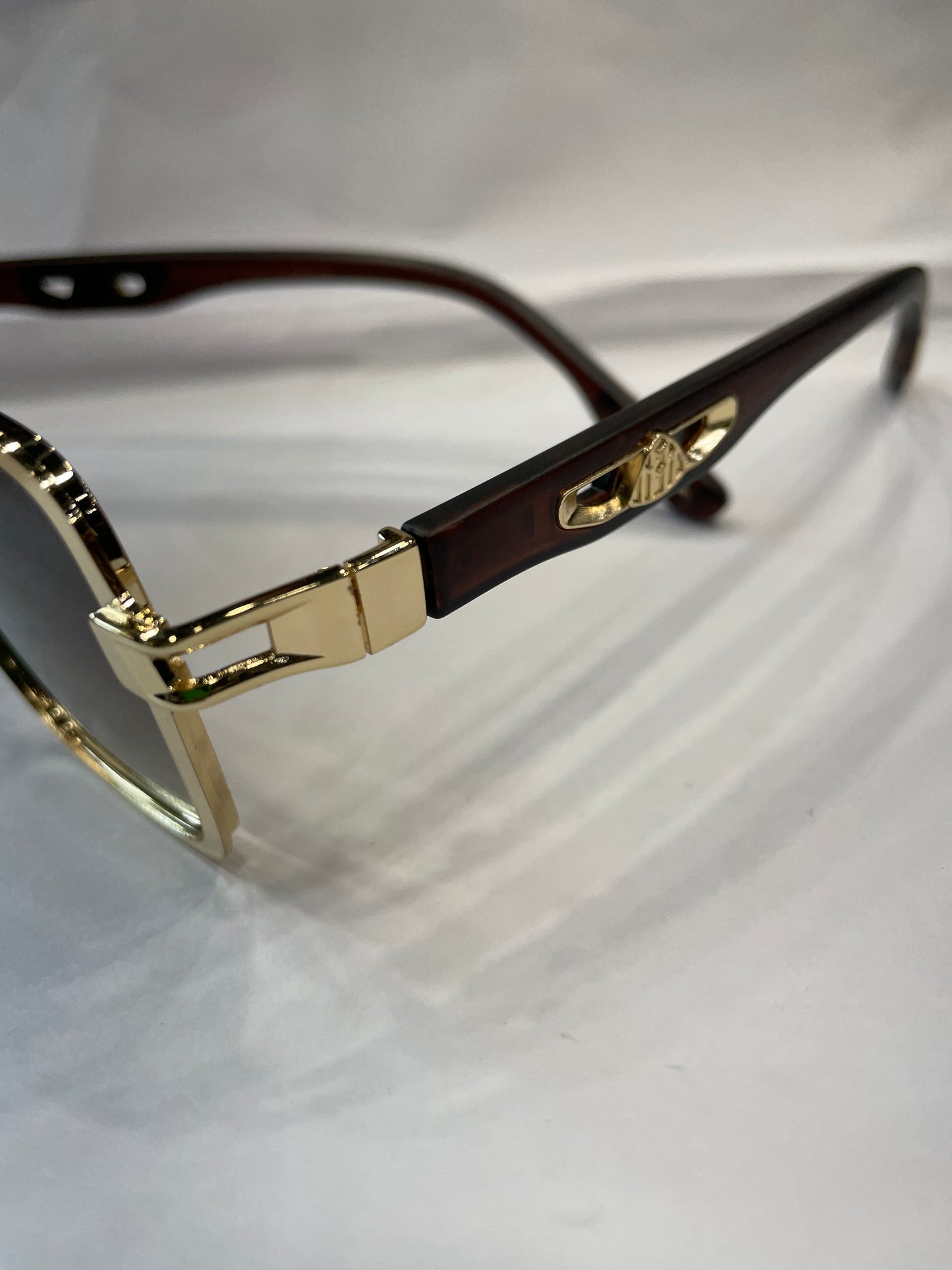 YAM Golden Frame Brown Stick Brown Shade Unisex Sunglass 5G218 50 21 151