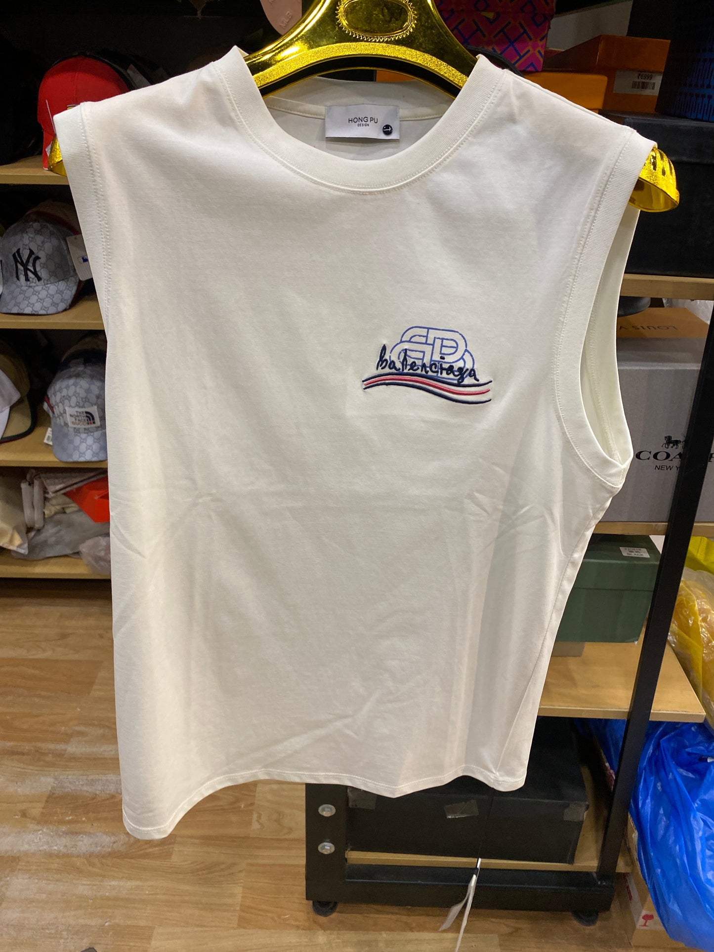 Hong Pu Tank Top BB Print HP105