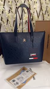 MOT TOM Small Logo Premium Quality Ladies Tote Bag 3013