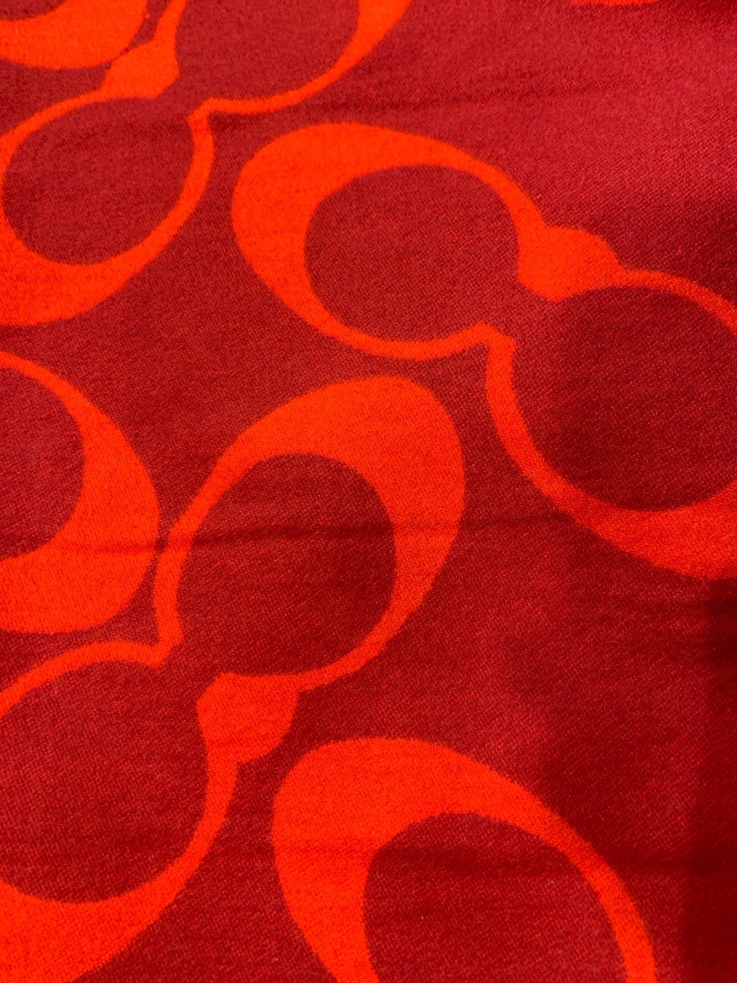 AOC Red Colour Unsex stole 90923