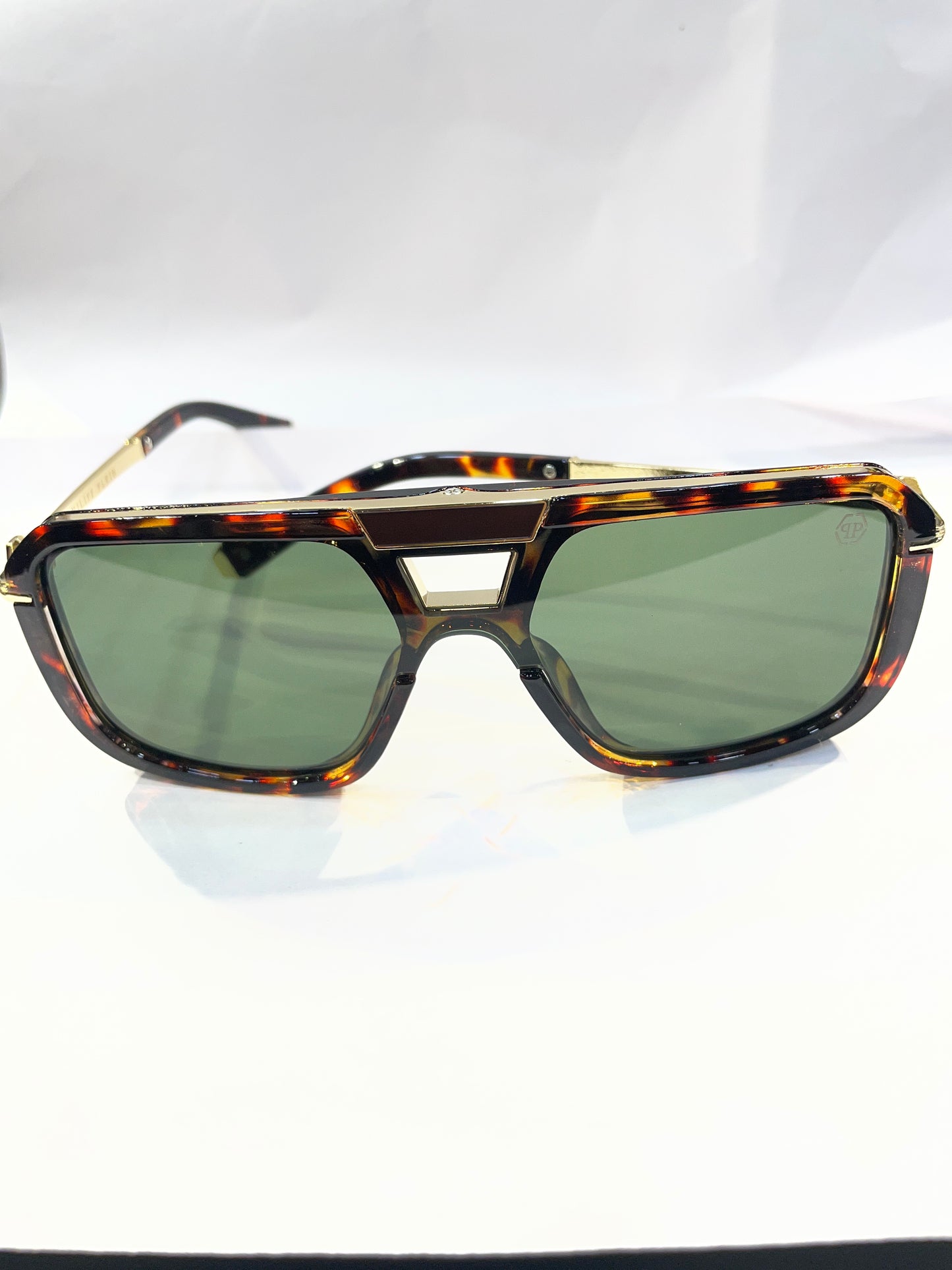 IHP PHI Leopard Frame Green  Shade Unisex Sunglasses SUN272