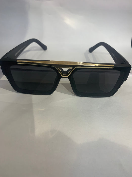 UOL Matt Black Frame Black Shade Unisex Sunglasses 1984 52 18 145