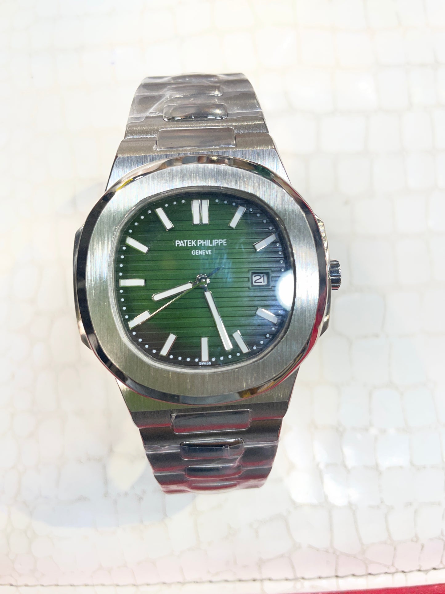 PP Silver Chain Green Dial Pat Tap Heavy Machinery Men’s Watch 990990