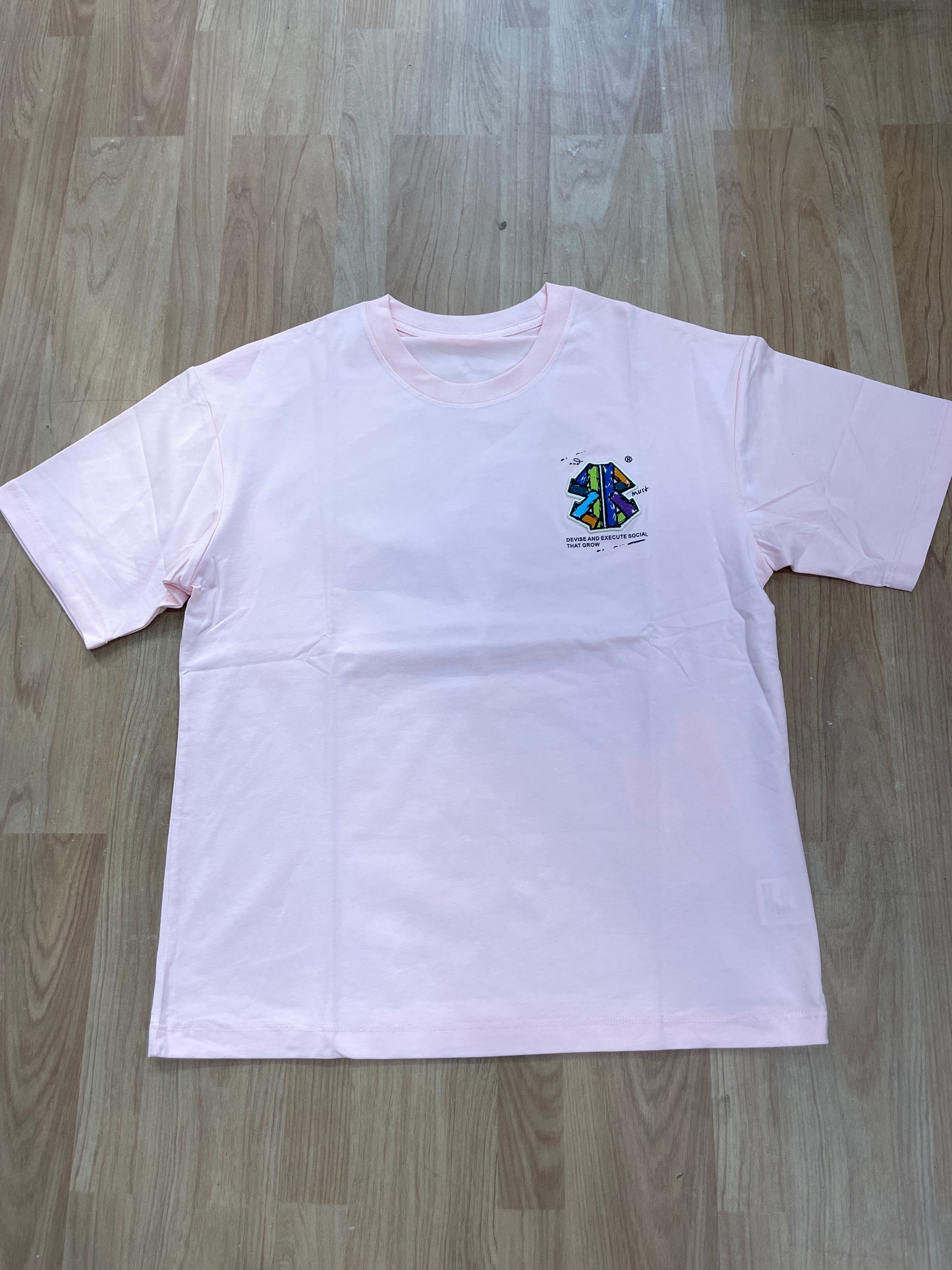 Moguan Design Pink Colour Rsonegotn Print Premium Quality Round Neck T-Shirt A9080