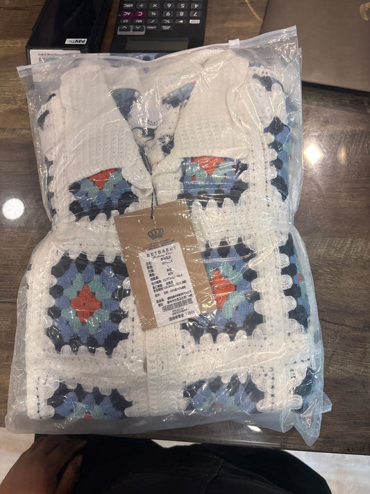 Betbaeey Crochet Shirt White Colour Black Blue Green Orange Box Print MY9114