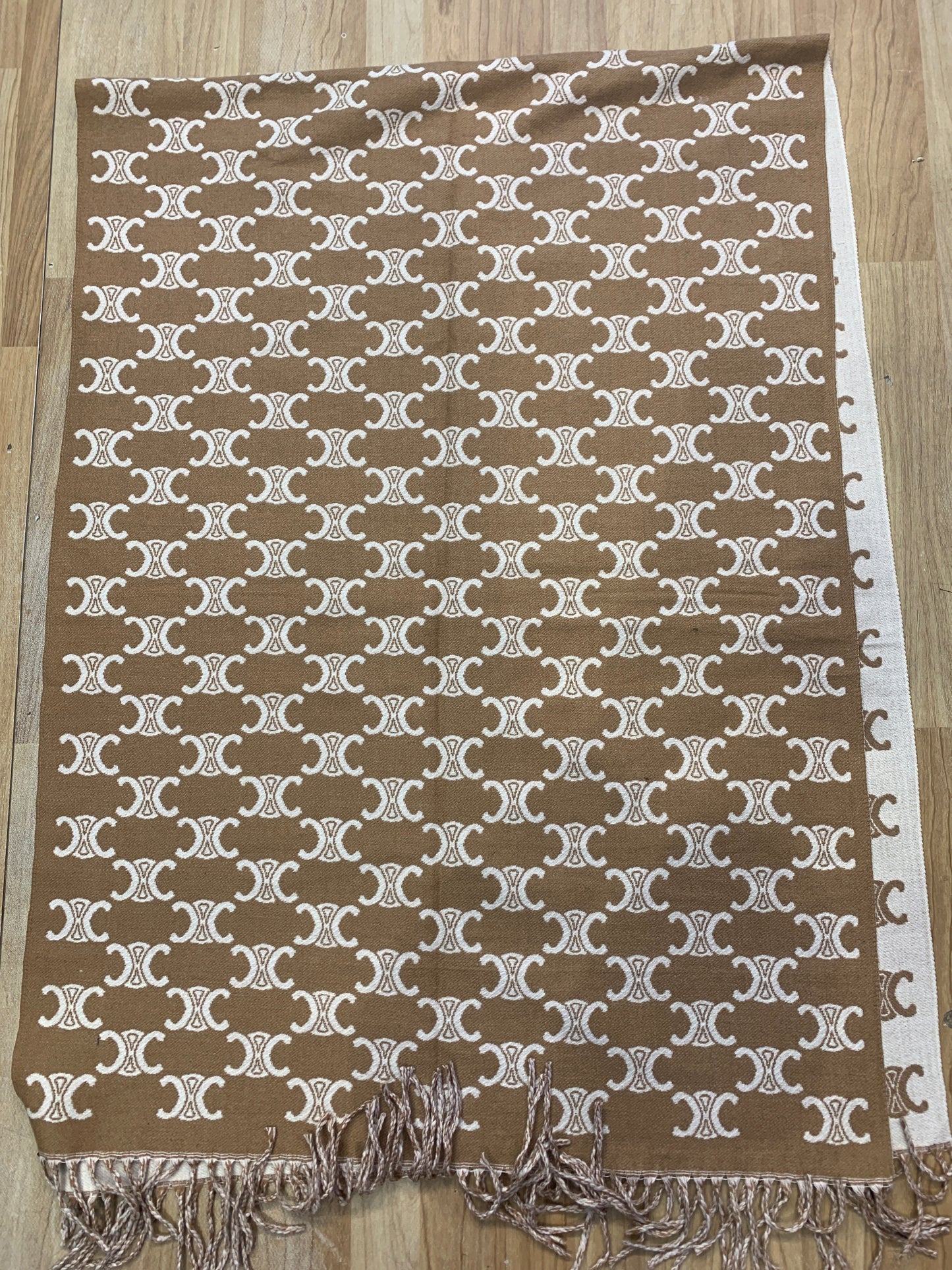 Ach stole Unisex Brown & Cream Colour H9062