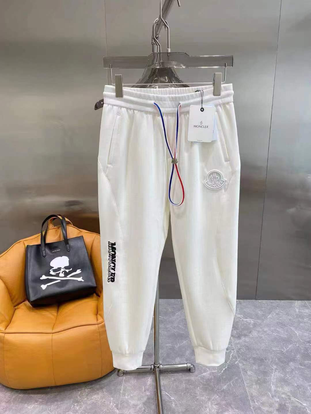 Moncler White Colour With Premium Quality Jogger Lower 6811