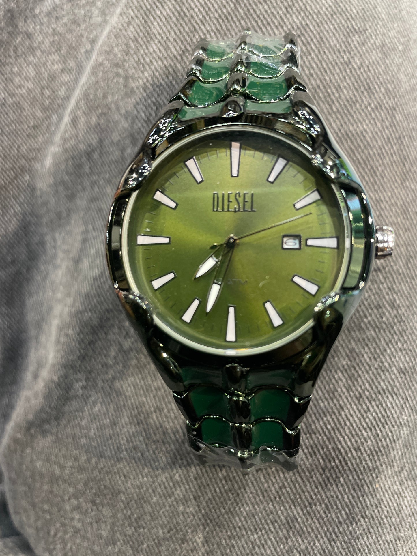 EID DIE Black Green Chain Green  Dial Men's Watch 990978