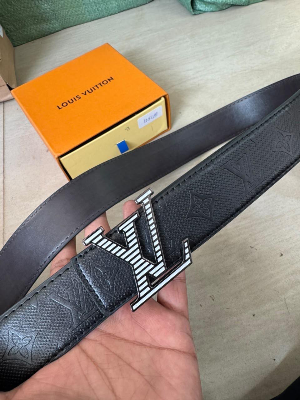 UOL LOU White Black Buckle Black Brown Strap Premium Quality Men’s Belt 991381