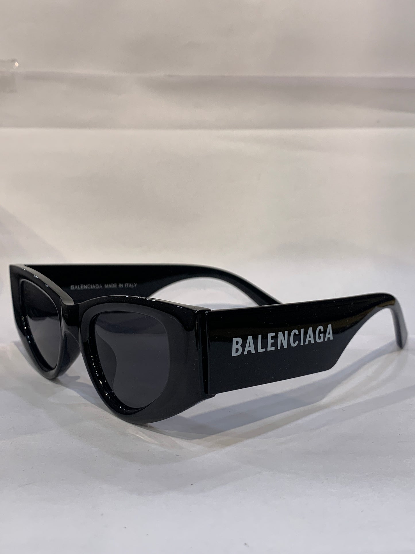 LAB Black Frame black Shade Unisex Sunglasses BB2310 47 12 145