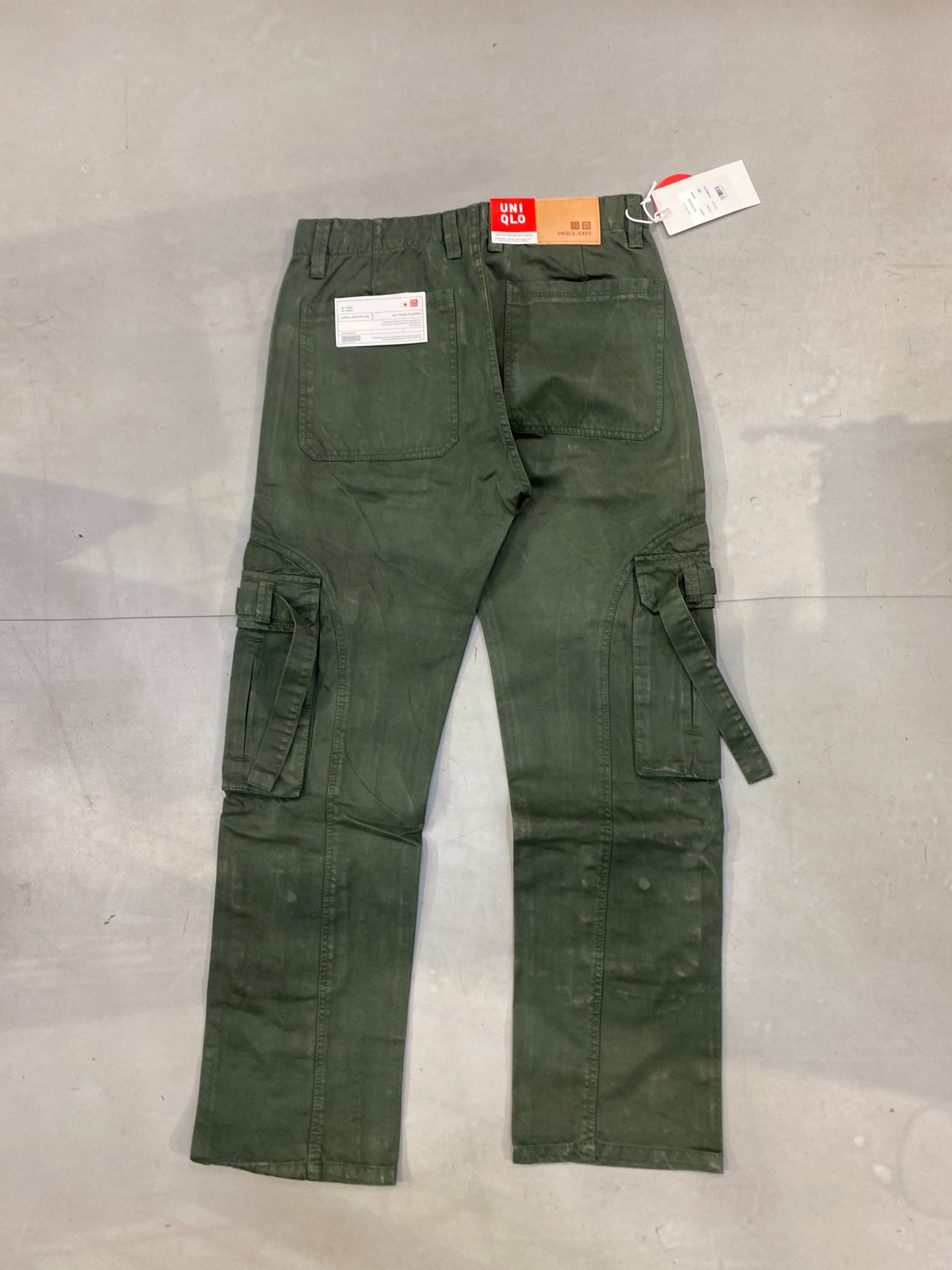 INU UNI Olive Green Colour 8 Pockets Premium Quality Unisex Cargo Pants 7015
