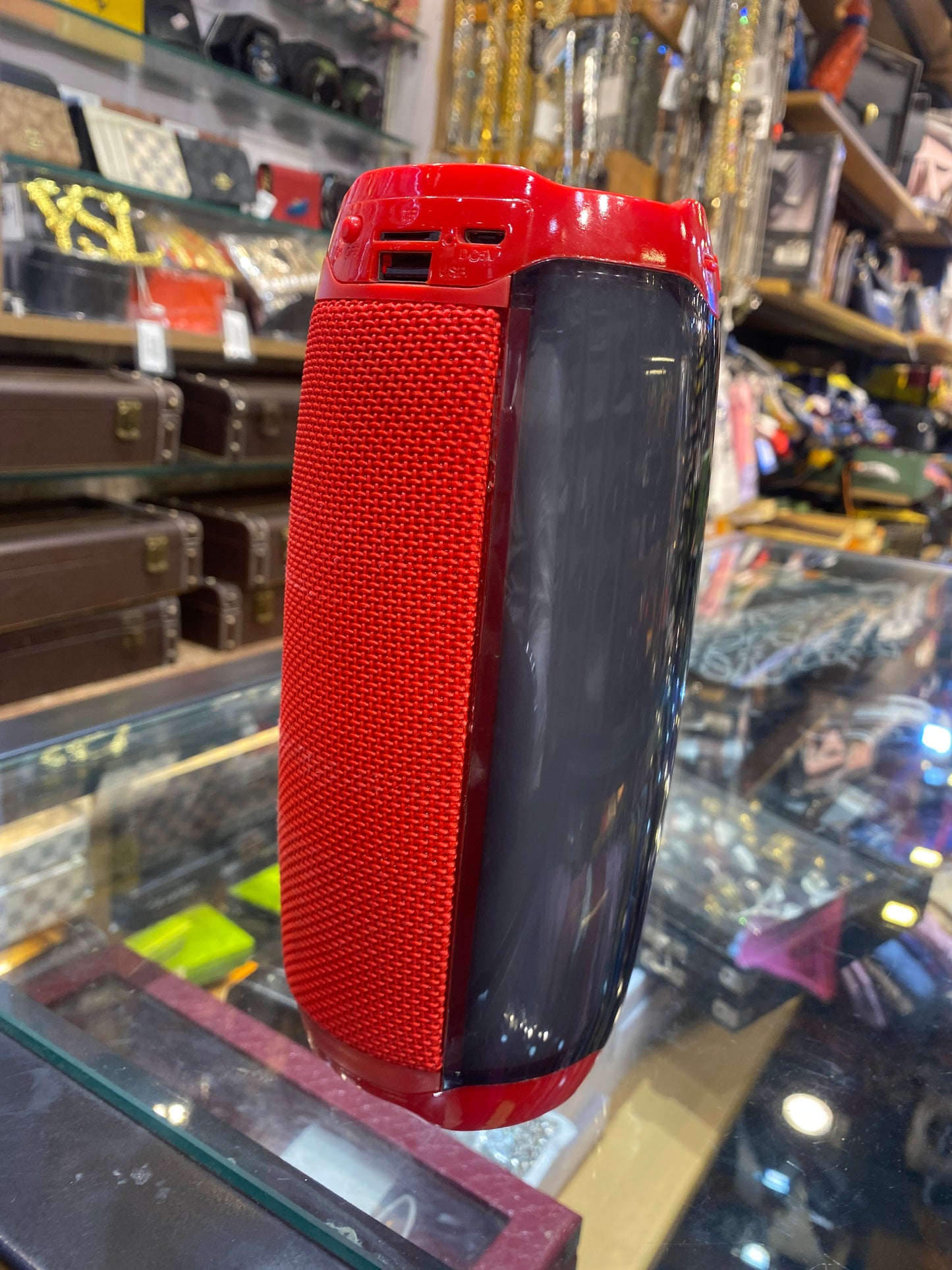 Pulse 4 speaker