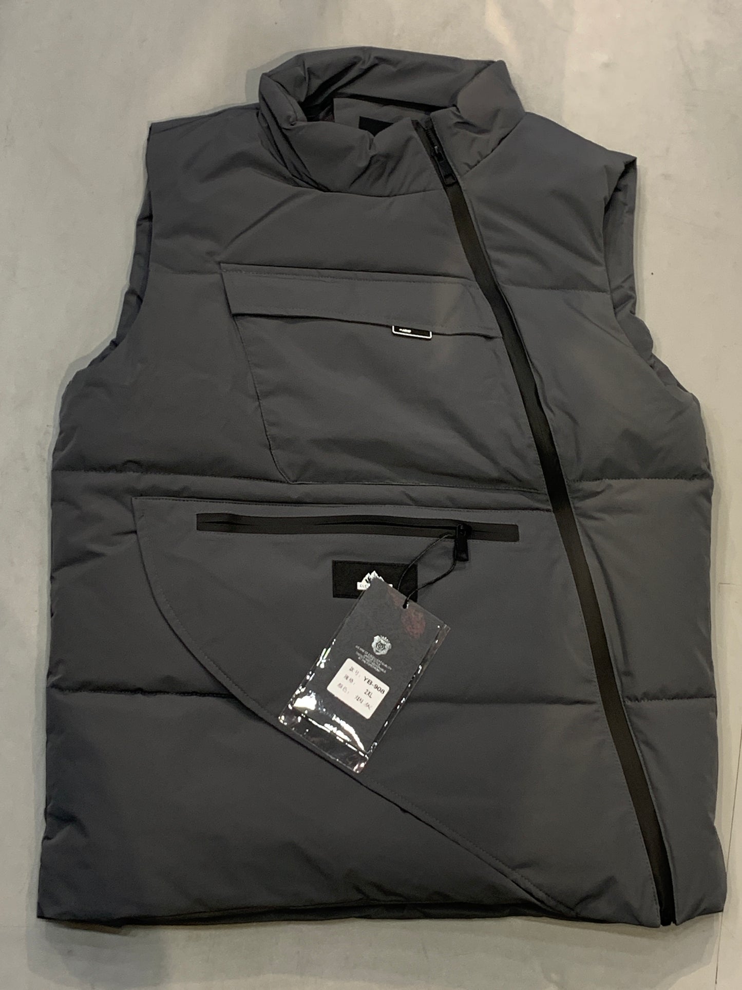 YIBOYUNTIAN YB FASHION CLASSIC 1610 Dark Grey Colour Side Zipp Half Puffer Jacket YB-908