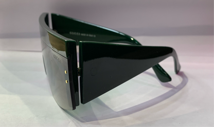 CUG Glossy Green Frame Trancy Green Shade Green Stick Unisex Sunglasses 6940 151 0-138