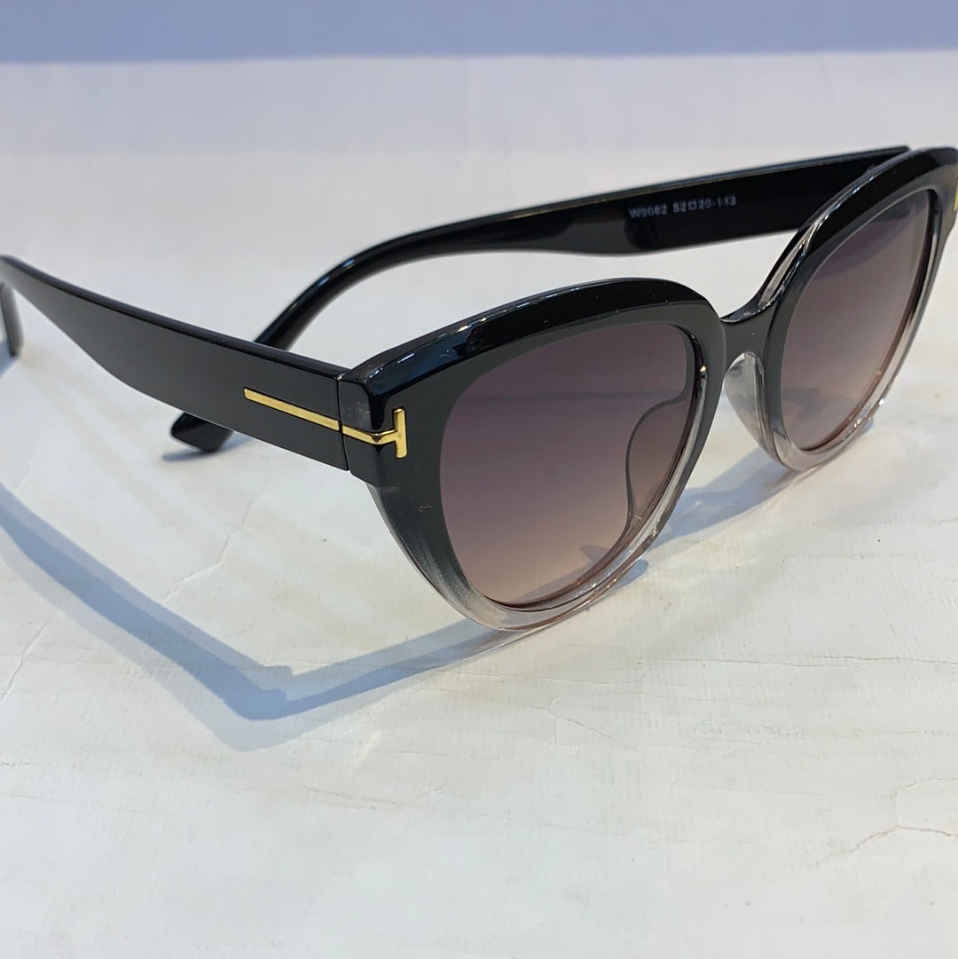 MOT Black Pink Frame Brown Shade Unisex Sunglasses W9062 52 20-143