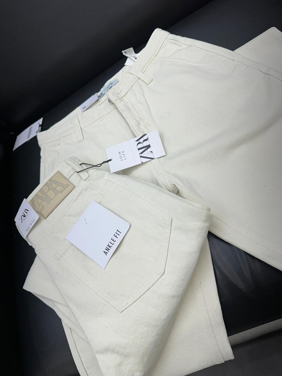 ZR Cream Colour With Plain Design Premium Quality Regular Fit Jeans 86207