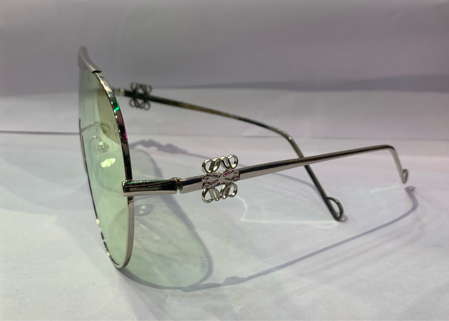 EOL Silver Frame Trancy Green Shade Silver Stick Unisex Sunglasses SUN103