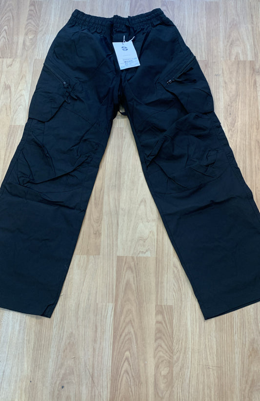 Cargo Black Colour 4 pocket Straight Fit 26K005